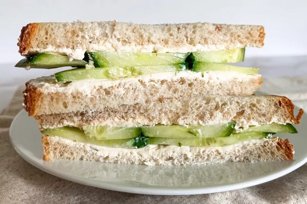 1-minute cucumber sandwich
