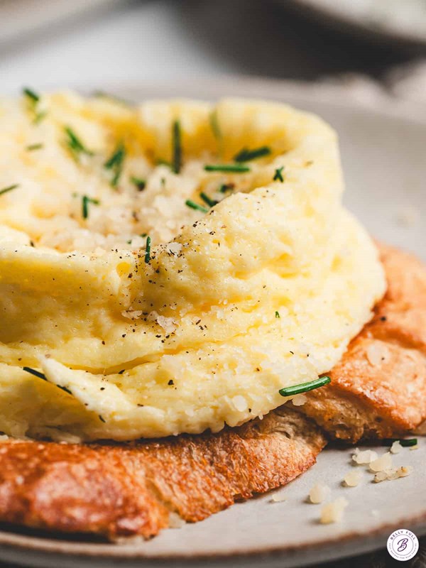 1 minute soufflé-style egg