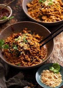 12 minute Thai chicken peanut noodles