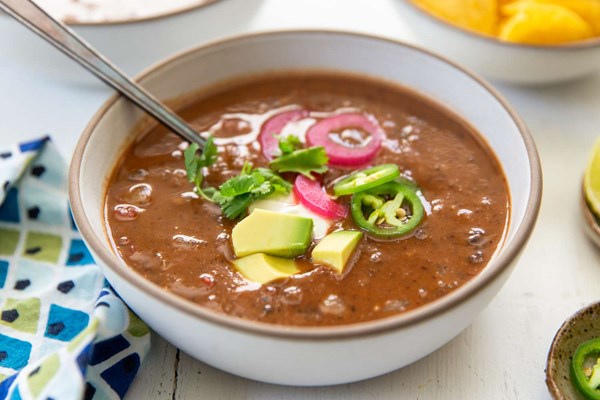 15-minute black bean soup