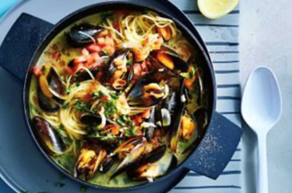 15-minute spaghetti with mussels in bianco