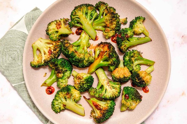 2-ingredient chili crisp broccoli