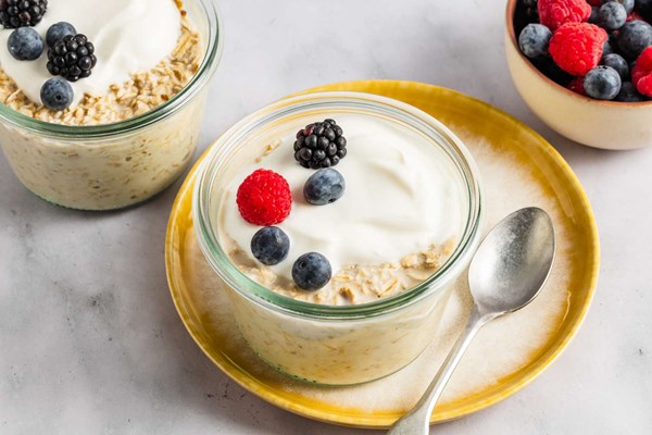 2-ingredient overnight oats