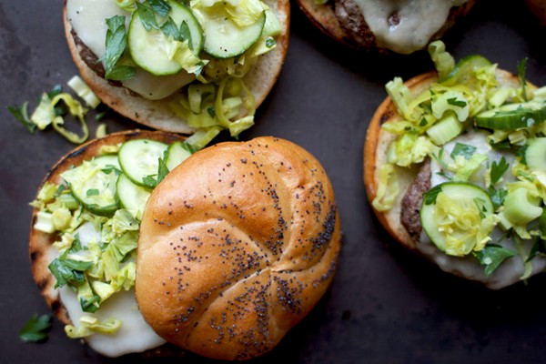 20-minute burgers with slaw and havarti cheese