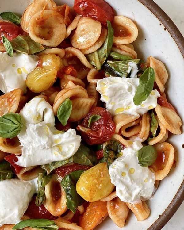 20-minute burst cherry tomato pasta
