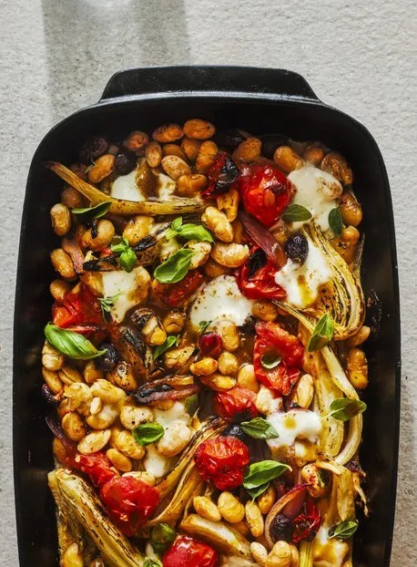 20-minute tomato & butterbean traybake