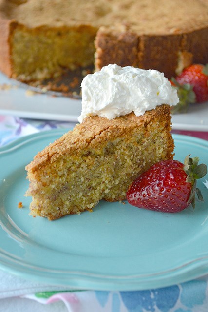 26: Polenta, lemon almond cake