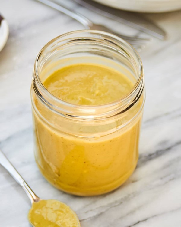 3-ingredient avocado pesto sauce