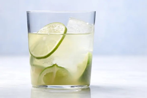 3-ingredient Brazilian caipirinha