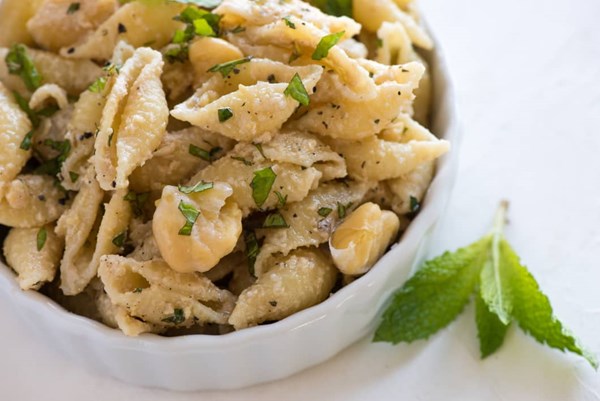 3-ingredient pasta salad: shells + chickpeas + tahini dressing + mint
