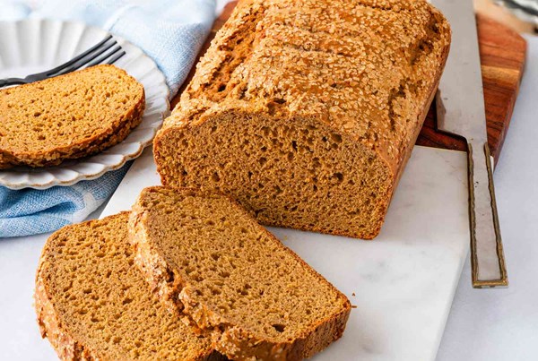 3-ingredient pumpkin bread