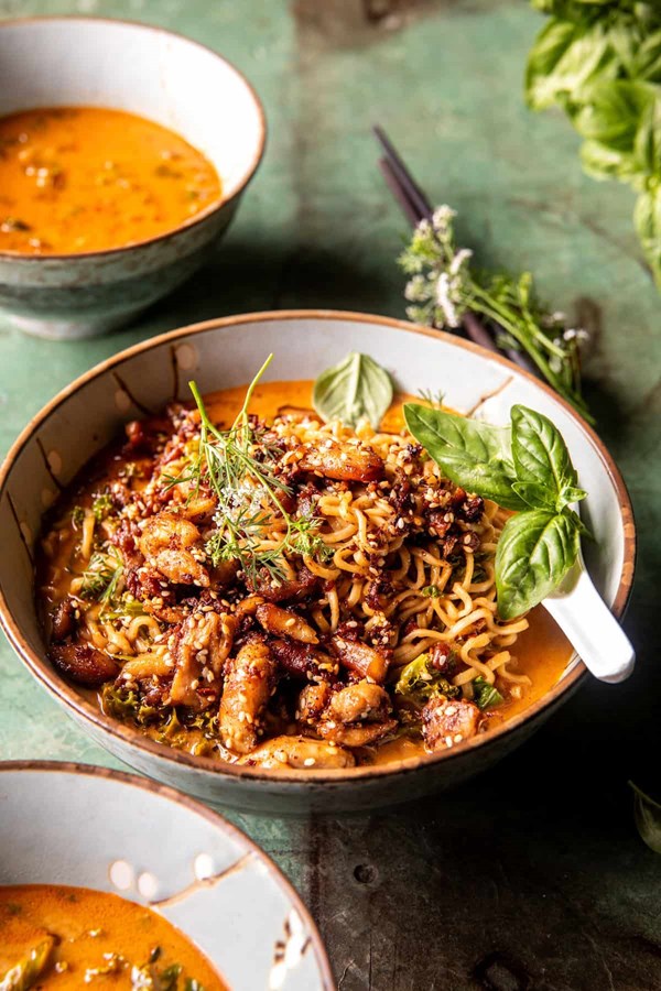 30 minute crispy Thai peanut chicken ramen