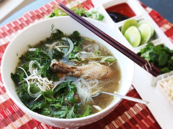 30-minute pressure cooker pho ga (Vietnamese chicken noodle soup)
