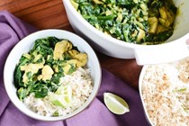 30-minute spinach and chicken coconut curry
