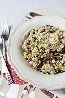 30-minute vegan risotto with kale and mushrooms