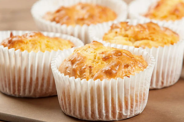 4-ingredient cheese muffins