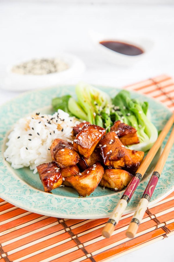 4 ingredient sticky soy chicken