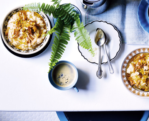 5-grain porridge with bee pollen, apples, and coconut