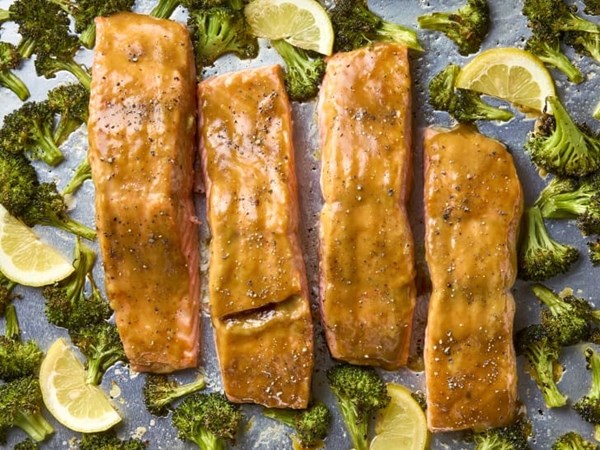 5-ingredient brown sugar glazed-salmon and broccoli