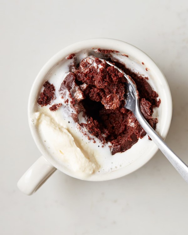 5-minute brownie in a mug