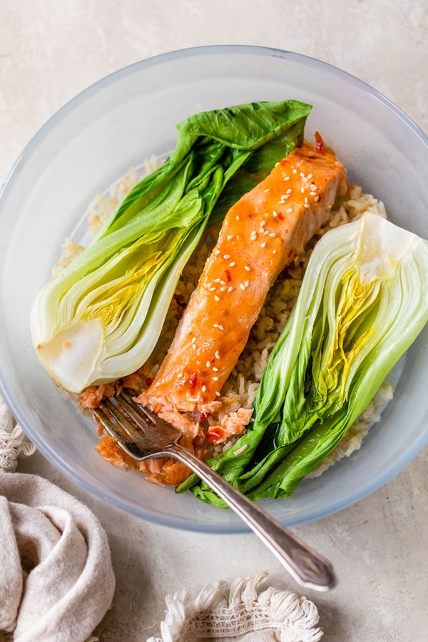 5-minute microwave salmon rice bowl with bok choy