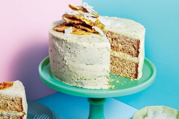 5-spice coconut cake with coconut & lime icing