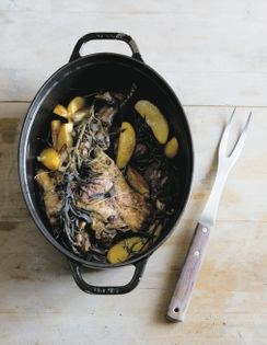 7-hour roast lamb (Gigot de 7 heures)