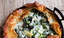 A green filo tart