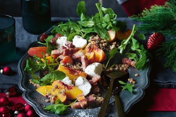 A little salad of peaches, pancetta, lentils and herbs