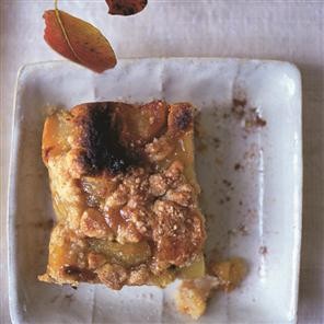 A pear and hazelnut cake