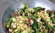 A pilaf of asparagus, broad beans, and mint