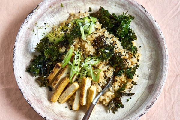 A simple, brown rice sushi bowl