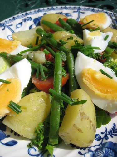 A simple garden salad starring Jersey Royals