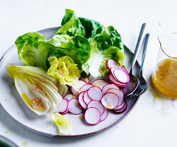 A simple vinaigrette for salad