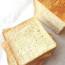 A smaller pain de mie