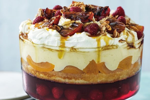 A trifle peach Melba