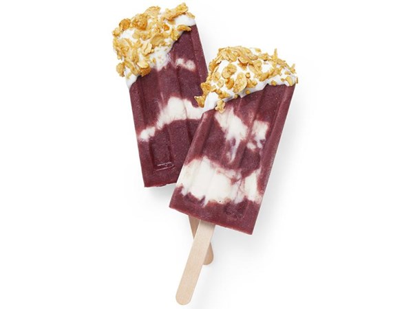 Açaí yogurt pops