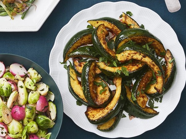 Acorn squash with pomegranate glaze