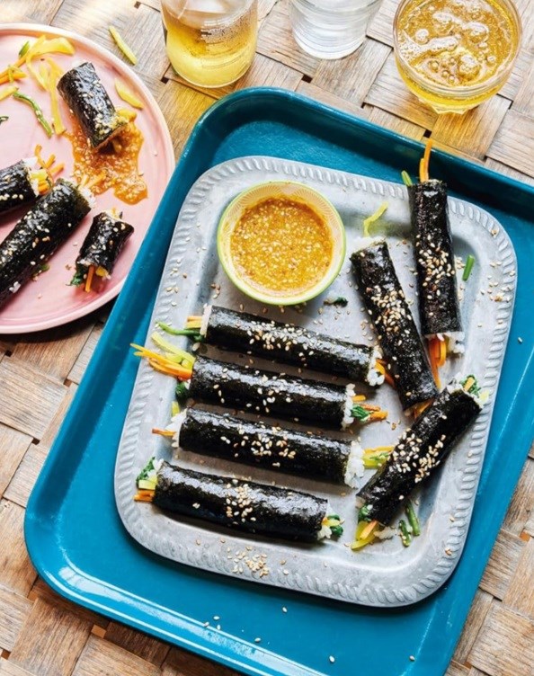 Addictive seaweed rolls (Goma kimbap)