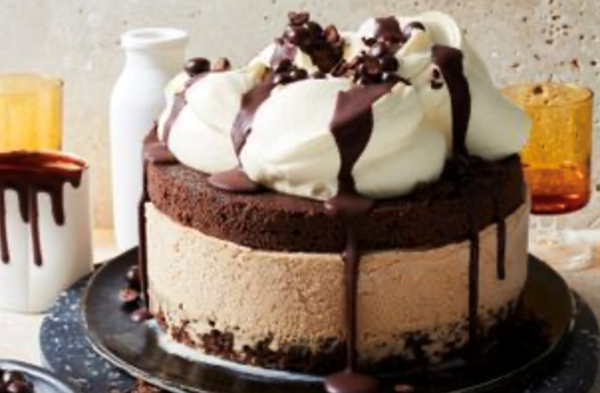 Affogato ice cream cake with Frangelico 'Ice Magic'