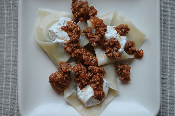 Afghan dumplings with lamb kofta and yogurt sauce