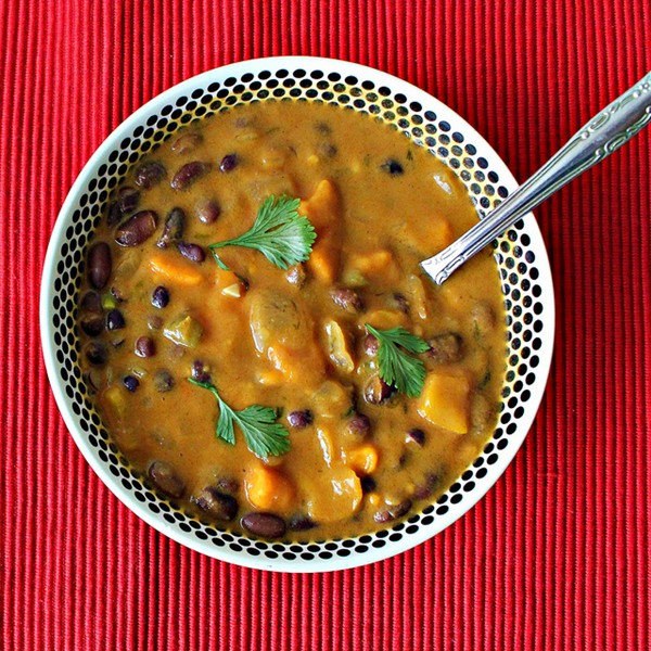 African sweet potato soup with peanut butter and black beans