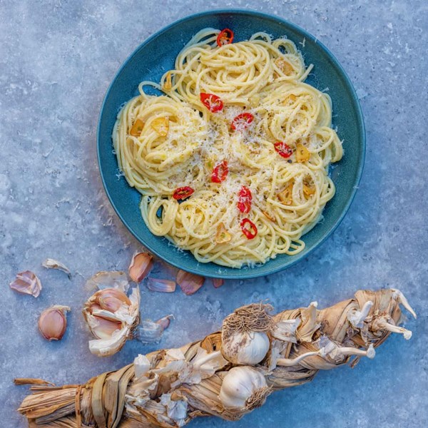 Aglio, olio e peperoncino