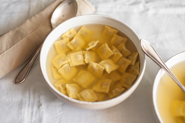 Agnolini in brodo