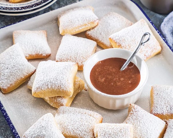 Air-fried beignets with milk chocolate sauce