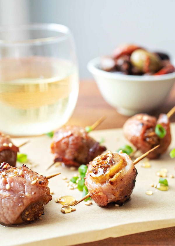 Air fryer bacon-wrapped figs