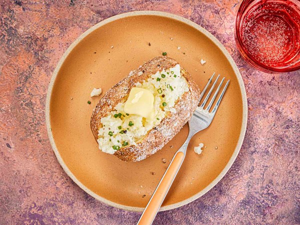 Air-fryer baked potatoes 