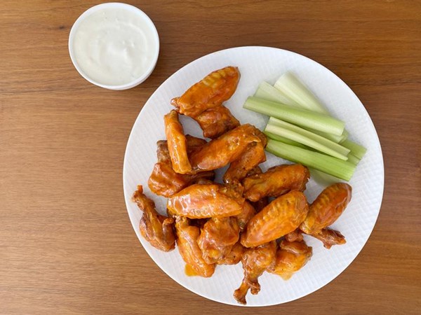 Air fryer Buffalo chicken wings