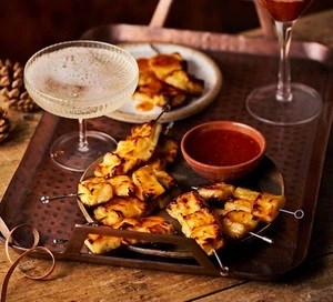 Air fryer clementine & chilli halloumi skewers