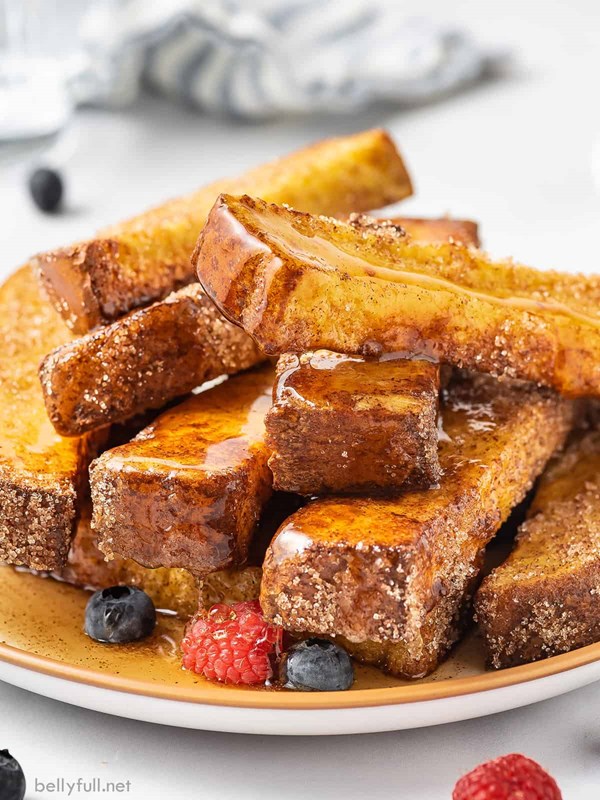 Air fryer French toast sticks
